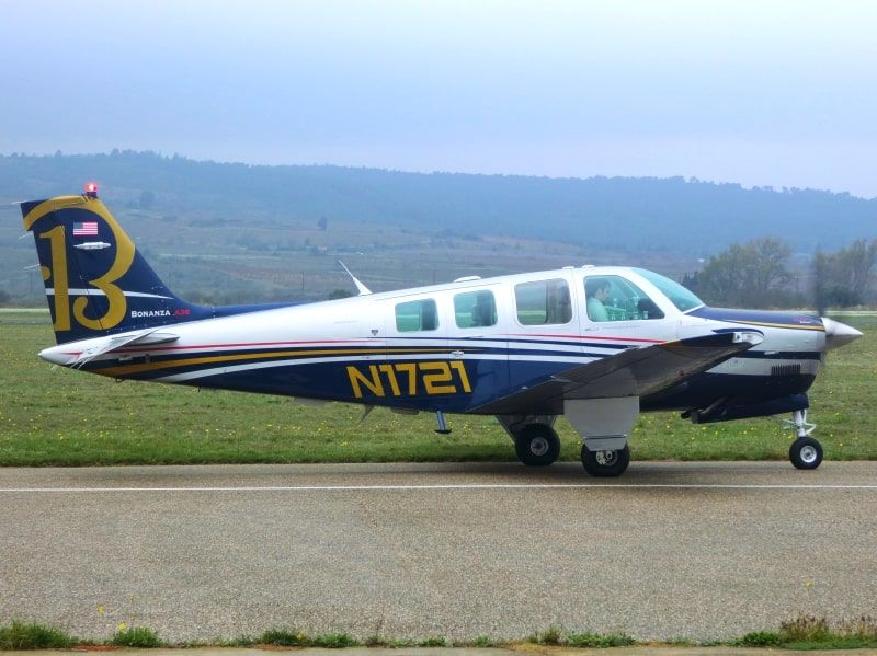 Beechcraft Bonanza A36 N1721 peinture aéronautique aeronautical paint aerostyll