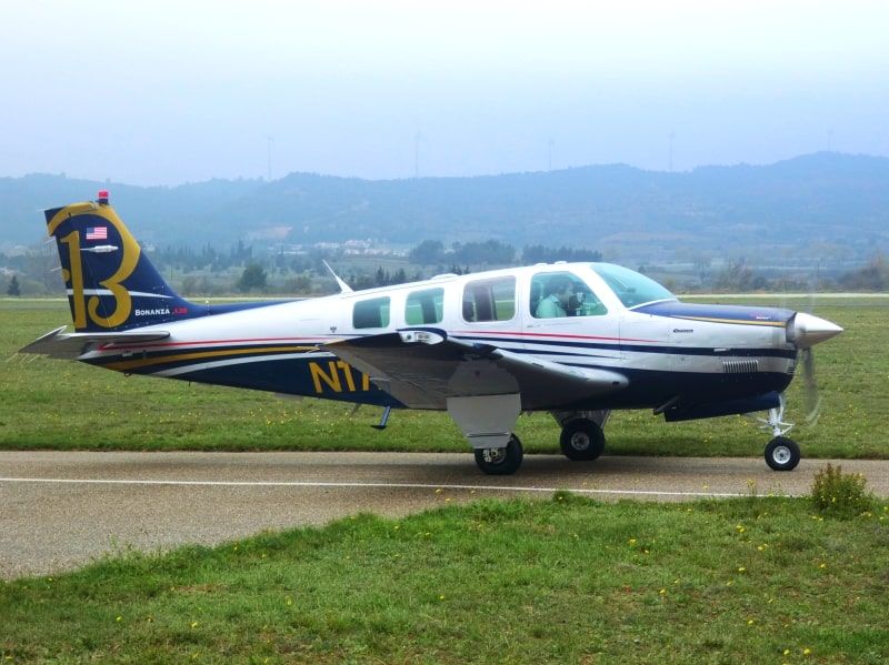 Beechcraft Bonanza A36 N1721 peinture aéronautique aeronautical paint aerostyll