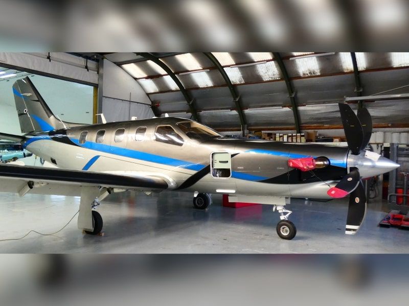 TBM 900 DÄHER N900FZ peinture aéronautique aeronautical paint aerostyll